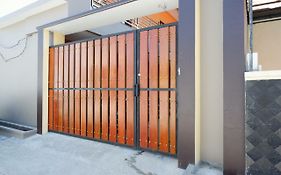 Reddoorz Syariah Near Stasiun Tegal